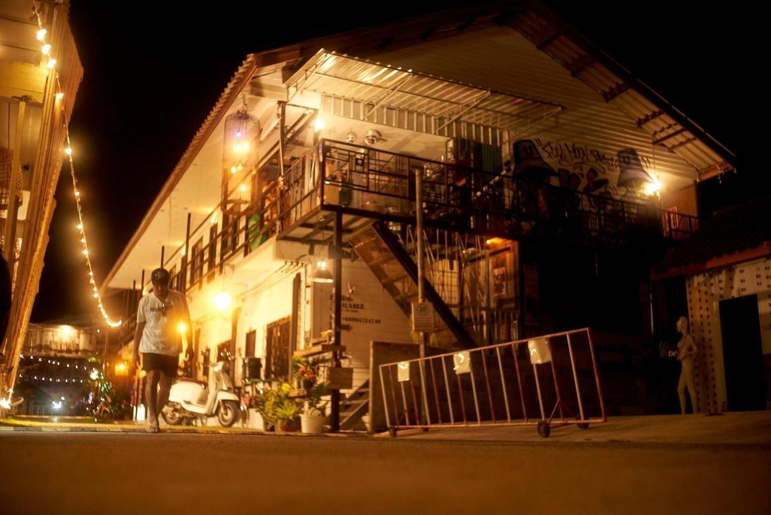 U Hostel Koh Phangan Haad Rin Extérieur photo